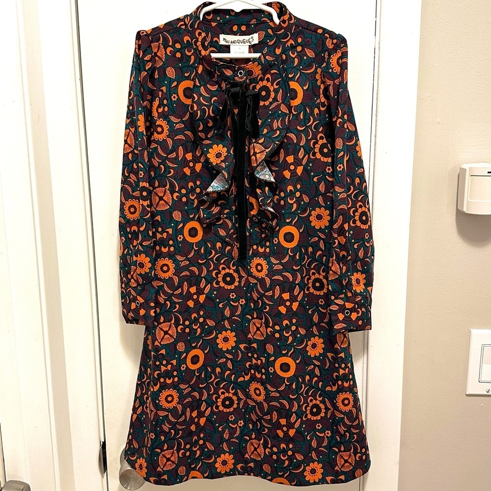 Peas and Queues Retro Print Front Ruffle & Tie Girls Long Sleeve Dress 8 NWT